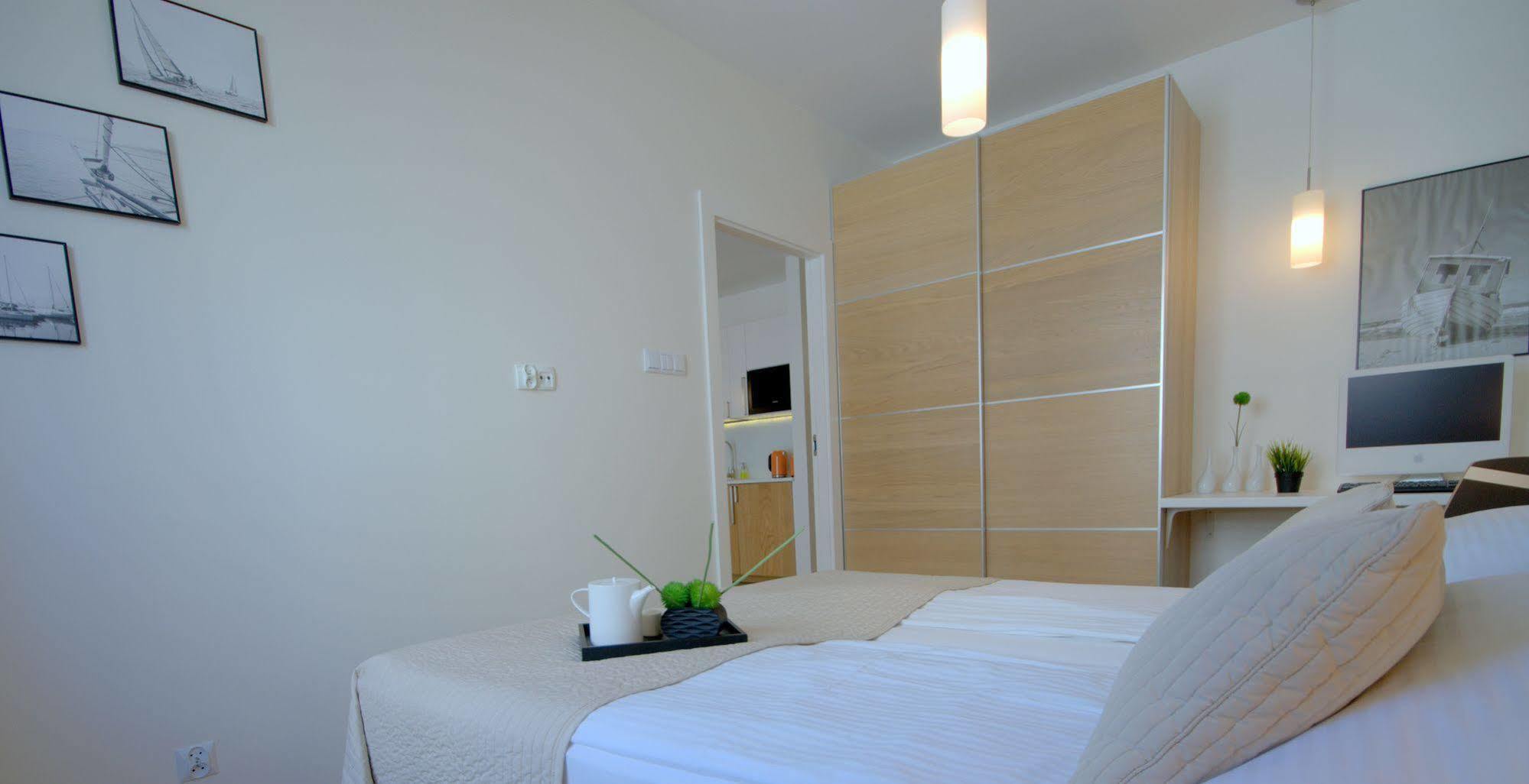 Irs Royal Apartments Apartamenty Irs Trzy Zagle Γκντανσκ Εξωτερικό φωτογραφία
