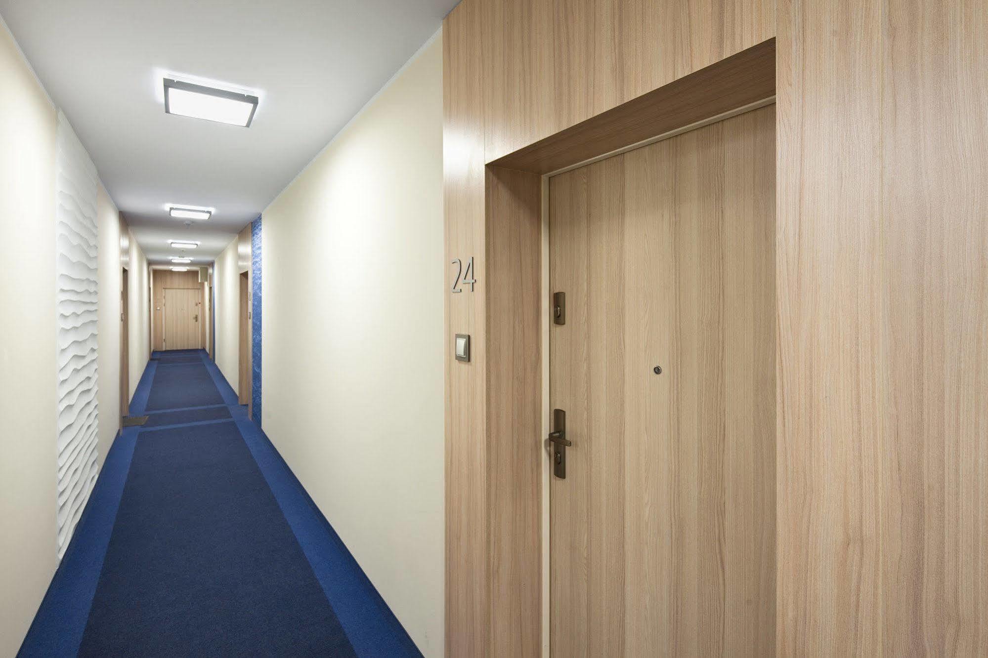 Irs Royal Apartments Apartamenty Irs Trzy Zagle Γκντανσκ Εξωτερικό φωτογραφία